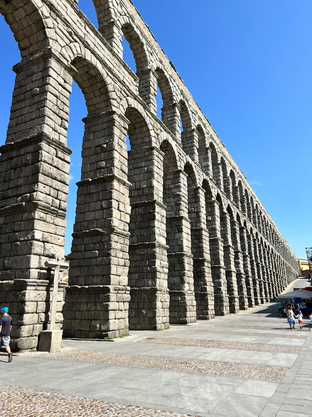 塞塞尼翁塞塞尼翁热刺